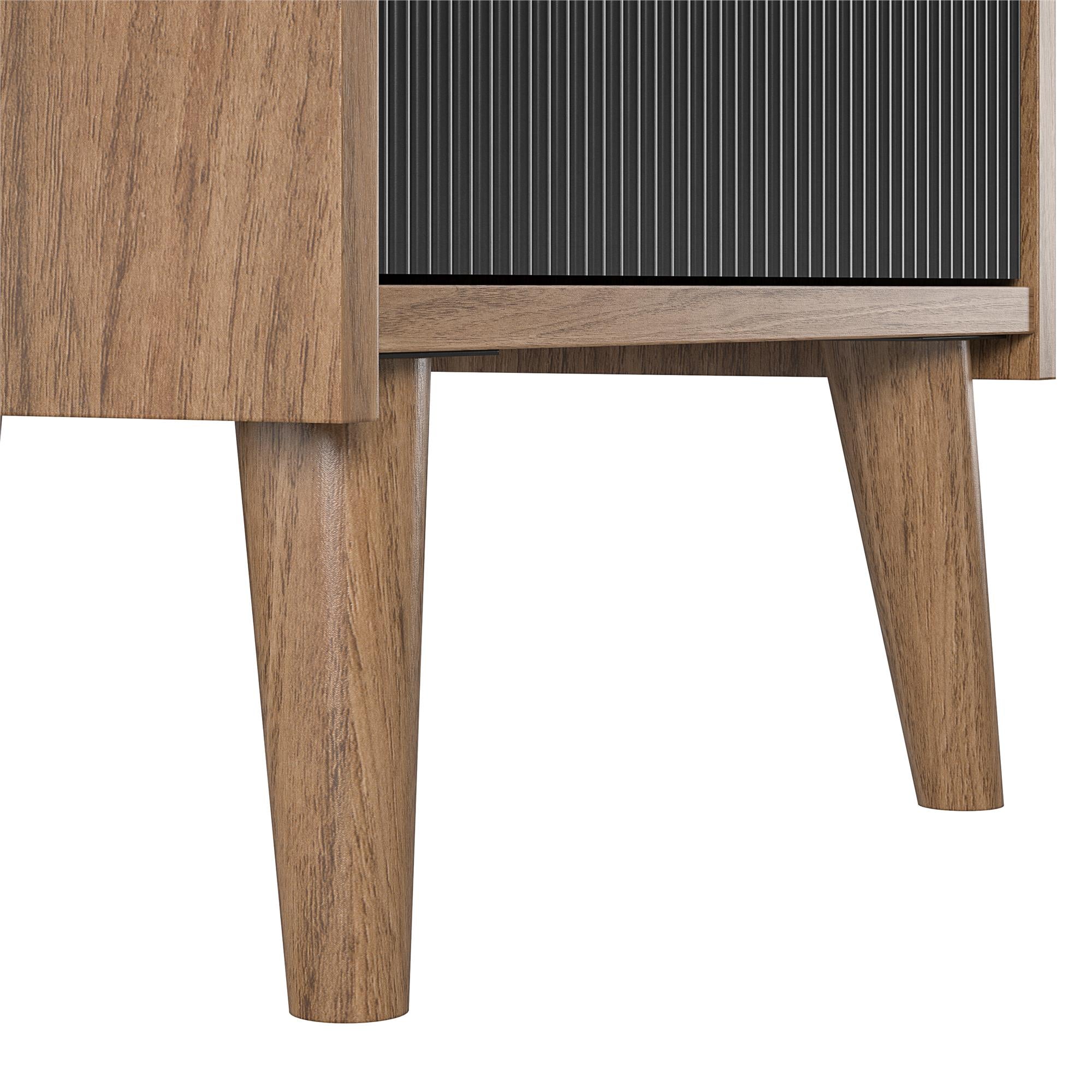 Novogratz Magnolia End Table - Walnut