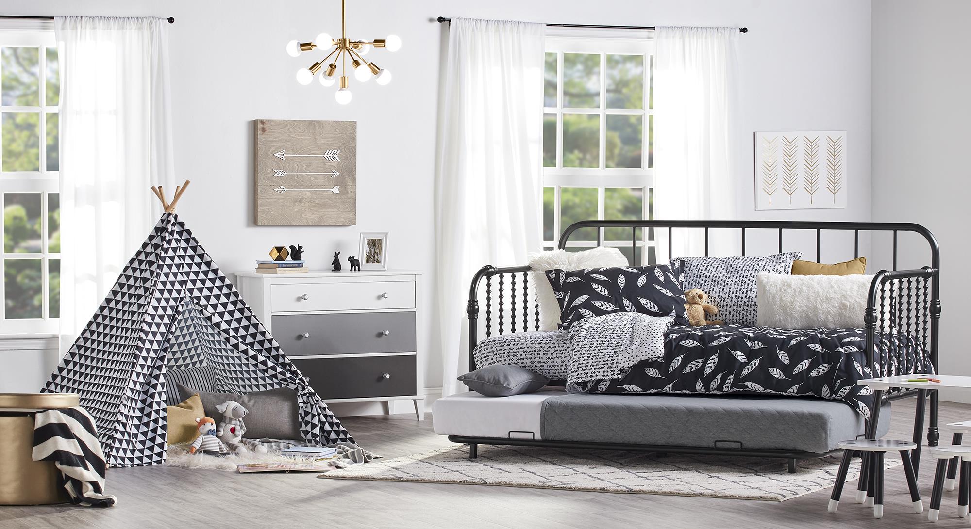 Little Seeds Monarch Hill Wren Metal Daybed with Trundle Twin, Black - Black - Twin