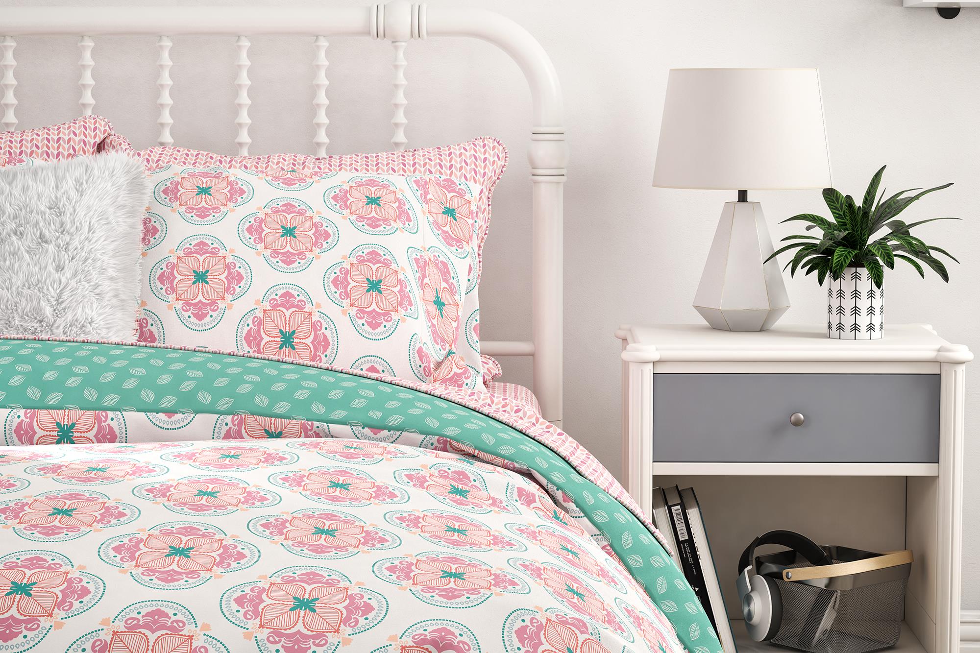 Little Seeds Cora 7 Piece Bedding Set, Full, Pink - Pink - Full