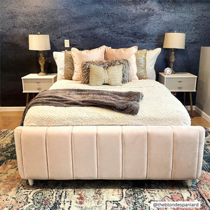 Max & Finn Valentina Upholstered Bed - Pink - Full