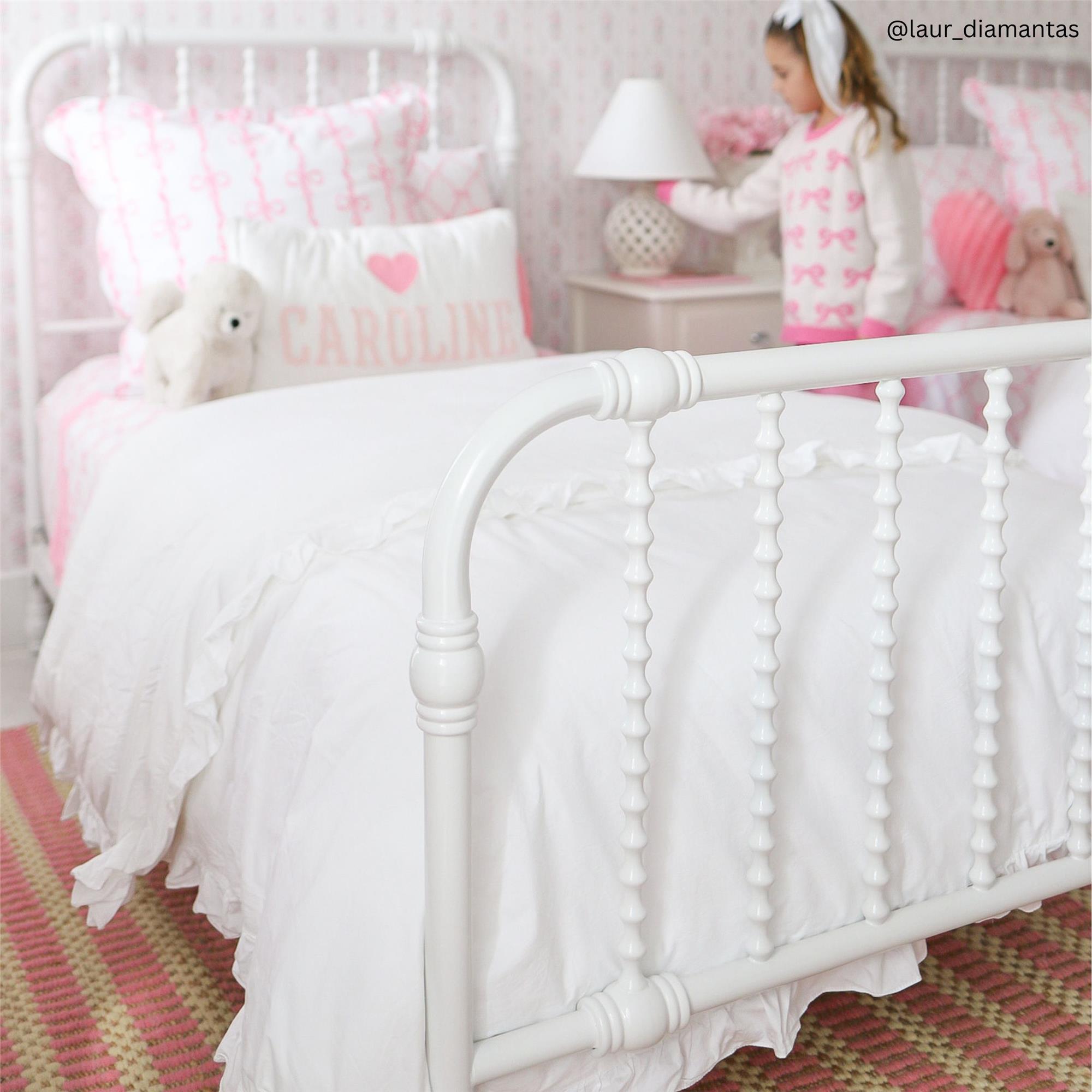 Max & Finn Wren Metal Bed - White - Twin