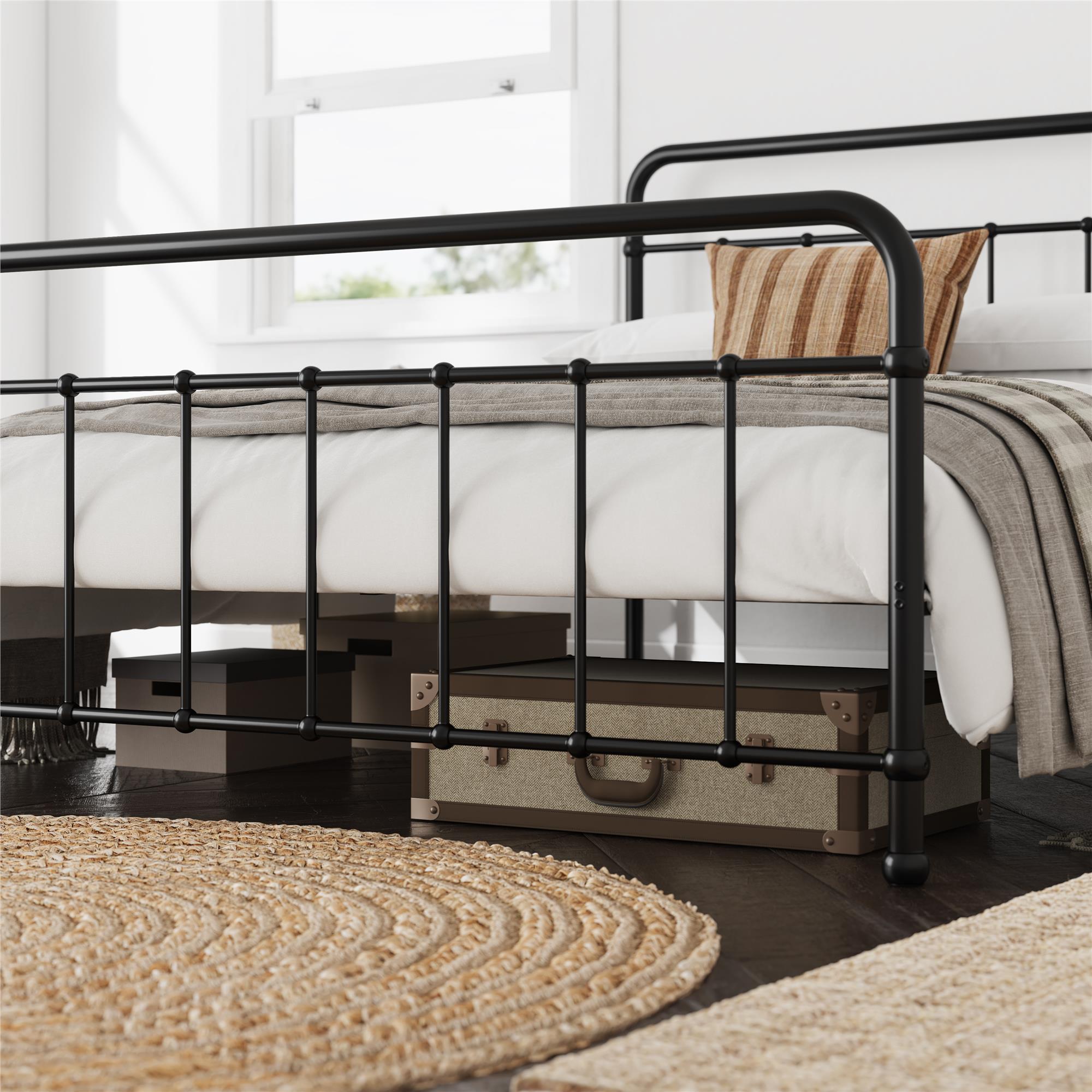 RealRooms Ainsley Full Metal Platform Bed Frame, Black - Black - Full